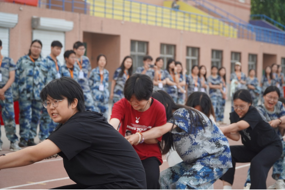 青春校园|凝聚每份力，团结一条心——bwin必赢唯一官方网站第十八届拔河比赛圆满结束