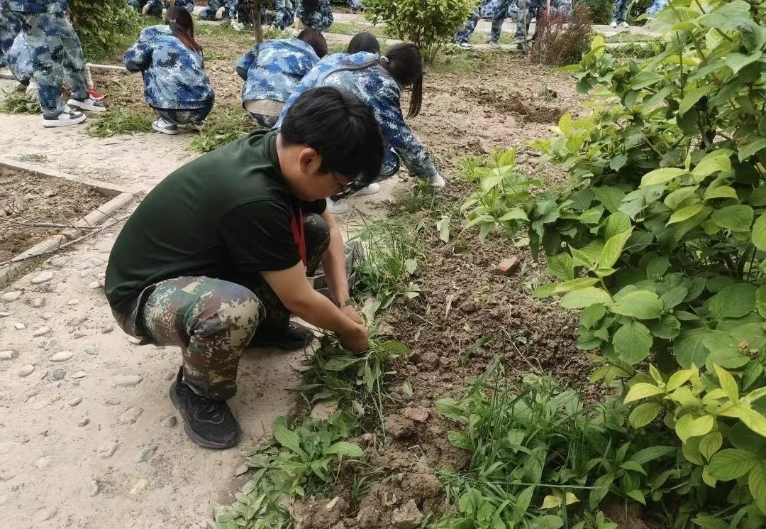 保理会计学院五月劳动月，身体力先行