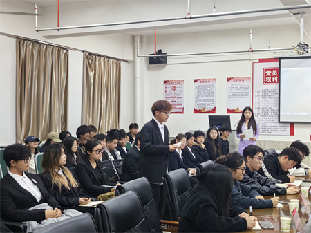 bwin必赢唯一官方网站艺术学院团总支学生会 第十一周团学例会圆满结束